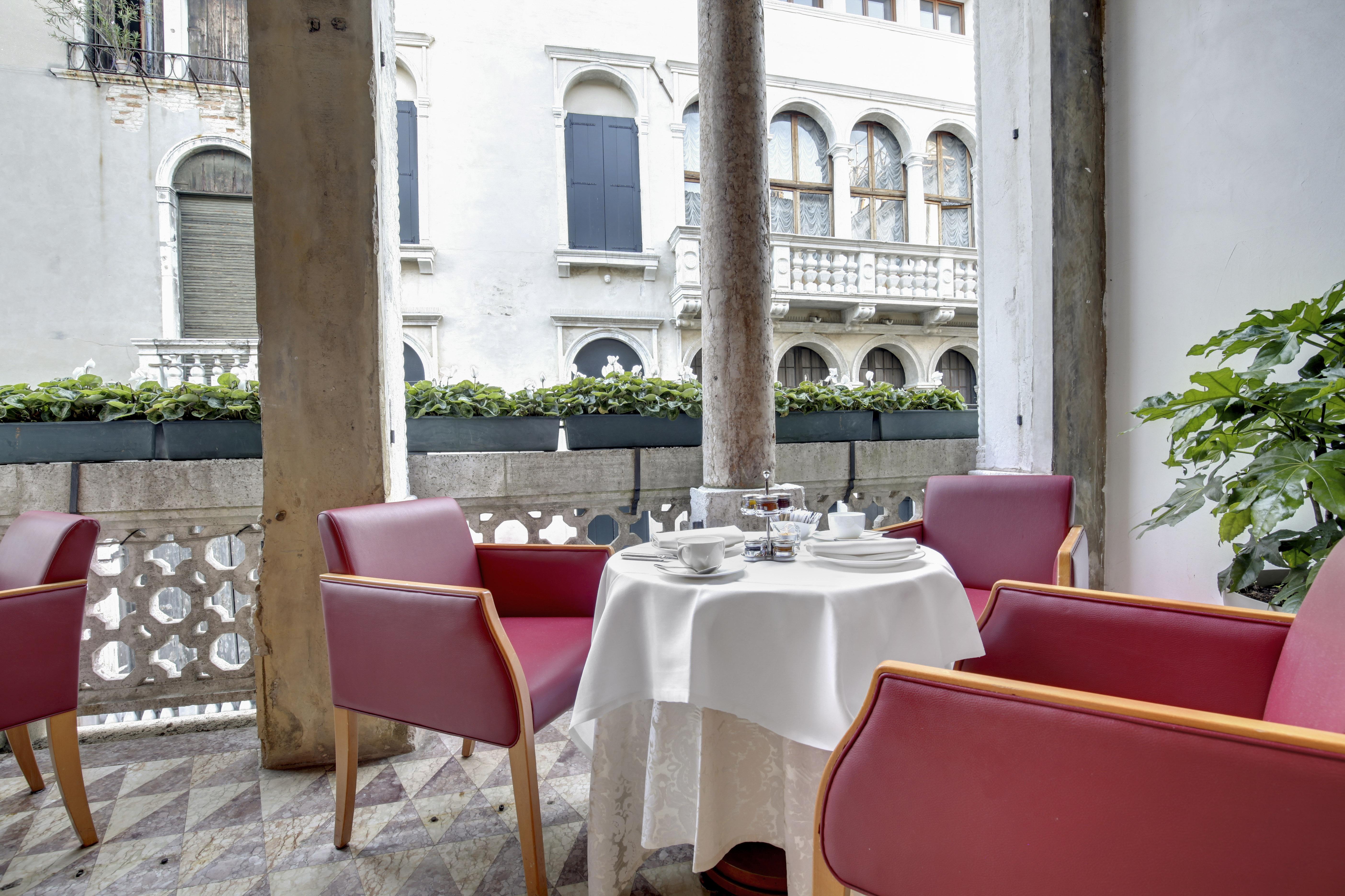 Dona Palace Venecia